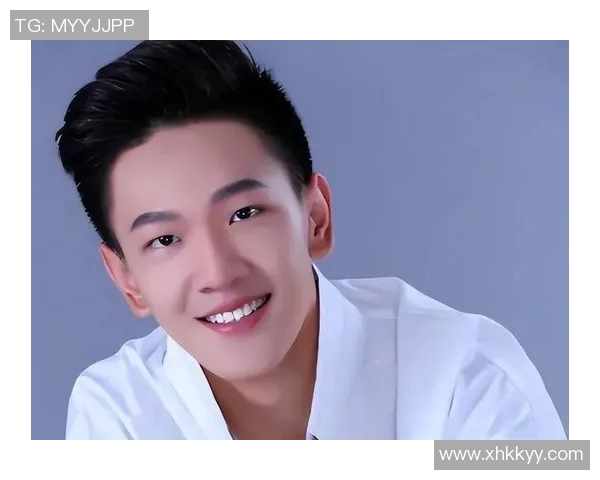 卖足球星卡的主播爆红背后故事揭秘 网红之路如何开启